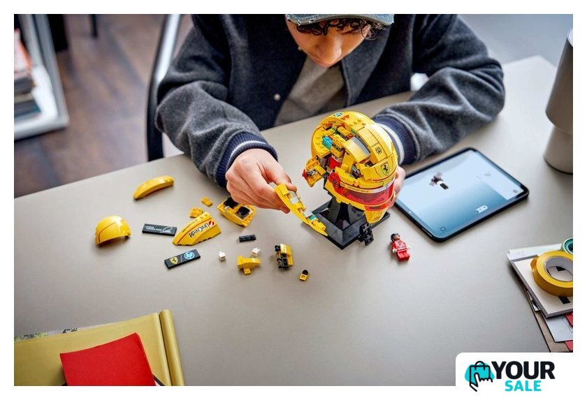 Конструктор LEGO Editions 43022 Шлем Льюиса Хэмилтона команды Scuderia Ferrari HP - Изображение №11 — Интернет-магазин Your Sale