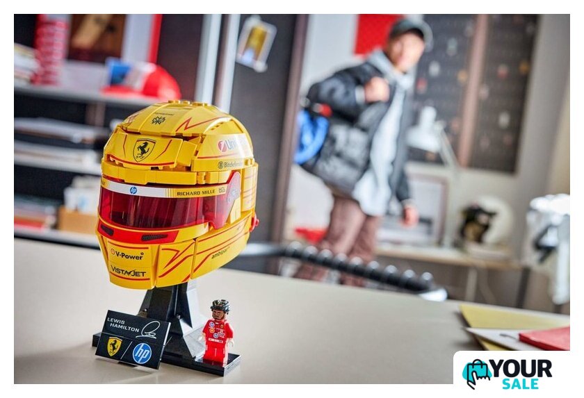 Конструктор LEGO Editions 43022 Шлем Льюиса Хэмилтона команды Scuderia Ferrari HP - Изображение №10 — Интернет-магазин Your Sale