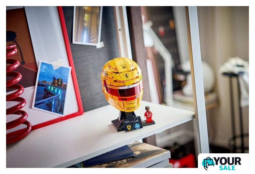 Конструктор LEGO Editions 43022 Шлем Льюиса Хэмилтона команды Scuderia Ferrari HP - Изображение №9 — Интернет-магазин Your Sale