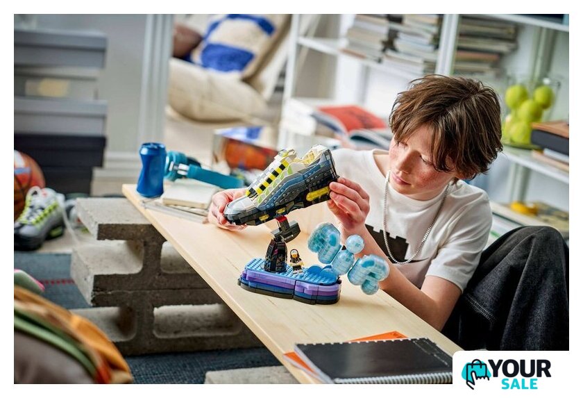 Конструктор LEGO Nike 43025 Nike Air Max 95 x LEGO Set - Изображение №7 — Интернет-магазин Your Sale