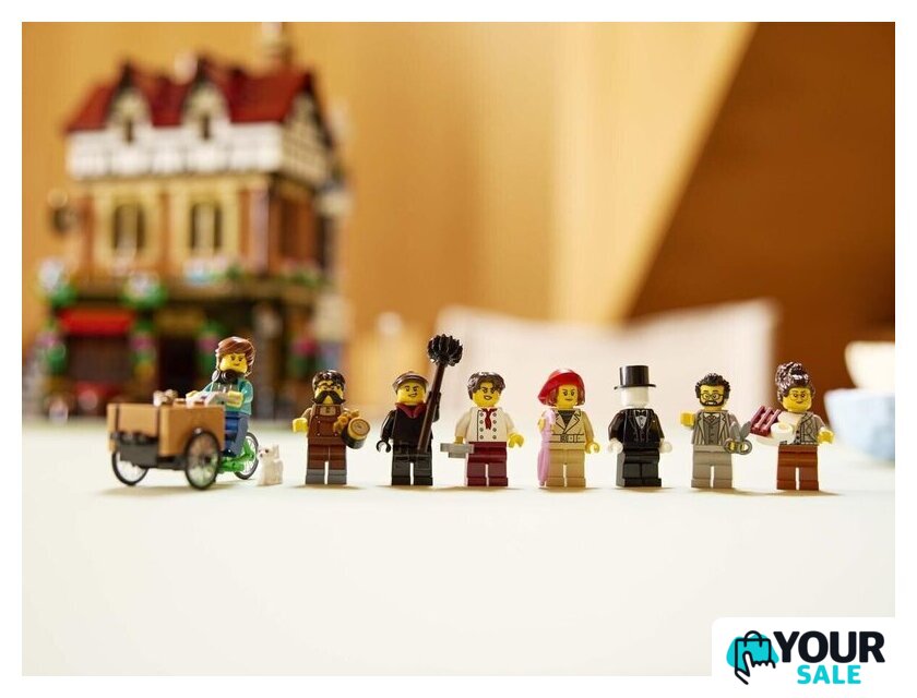 Конструктор LEGO Icons 10350 Тюдоровский угол - Изображение №11 — Интернет-магазин Your Sale
