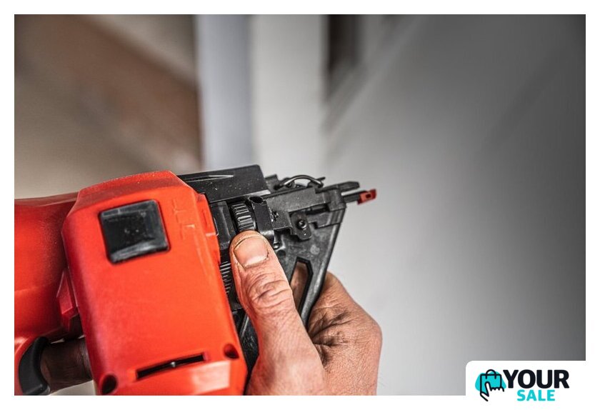 Гвоздезабиватель Milwaukee M18 FN16GA-0X Fuel 4933478094 (без АКБ, кейс) - Изображение №3 — Интернет-магазин Your Sale