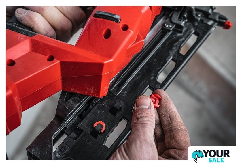 Гвоздезабиватель Milwaukee M18 FN16GA-0X Fuel 4933478094 (без АКБ, кейс) - Изображение №4 — Интернет-магазин Your Sale
