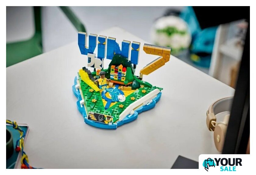 Конструктор LEGO Editions 43027 Винисиус Жуниор – лучшие моменты футбольного матча - Изображение №10 — Интернет-магазин Your Sale