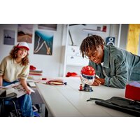 Конструктор LEGO Editions 43014 Шлем Шарля Леклера команды Scuderia Ferrari HP - Превью изображения №10 — Интернет-магазин Your Sale