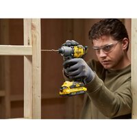 Stanley SFMCF830D2K (с 2-мя АКБ, кейс) Image #9