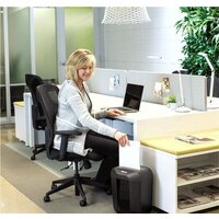 Шредер Fellowes PowerShred LX41 (черный) - Превью изображения №5 — Интернет-магазин Your Sale