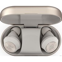 Bang & Olufsen Beoplay EQ (белый/золотистый) Image #3