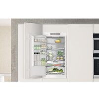 Холодильник Whirlpool WHC18 T573 - Превью изображения №8 — Интернет-магазин Your Sale