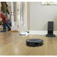 iRobot Roomba i3+ Image #10