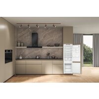 Холодильник Whirlpool WHC18 T572 - Превью изображения №3 — Интернет-магазин Your Sale