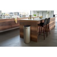 Brabantia Touch Bin New 30 л (шампань) Image #6
