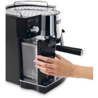 Рожковая кофеварка DeLonghi EC 820.B - Превью изображения №6 — Интернет-магазин Your Sale