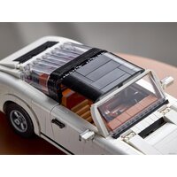 LEGO Creator 10295 Porsche 911 Image #38