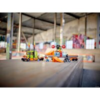 LEGO City Stuntz 60294 Грузовик для шоу каскадеров Image #23