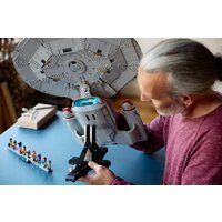 Конструктор LEGO Icons 10356 Звездный путь: USS Энтерпрайз NCC-1701-D - Превью изображения №15 — Интернет-магазин Your Sale