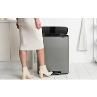 Brabantia Bo Pedal Bin 2 x 30 л (минерально-серый) Image #10
