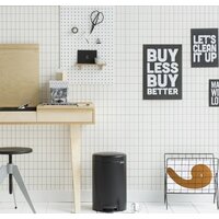 Мусорное ведро Brabantia Pedal Bin NewIcon 12 л (черный матовый) - Превью изображения №4 — Интернет-магазин Your Sale