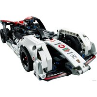 LEGO Technic 42137 Formula E Porsche 99X Electric Image #7