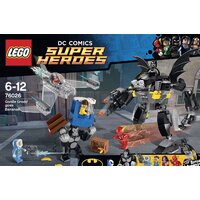 LEGO 76026 Gorilla Grodd goes Bananas Image #2
