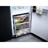 Однокамерный холодильник Miele K 7747 C 125 Gala Ed - Превью изображения №6 — Интернет-магазин Your Sale