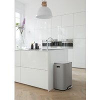 Brabantia Bo Pedal Bin 60 л (минерально-серый) Image #13