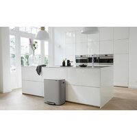 Brabantia Bo Pedal Bin 60 л (минерально-серый) Image #12