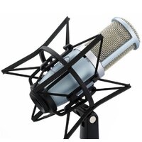 Проводной микрофон AKG P220 (серебристый) - Превью изображения №5 — Интернет-магазин Your Sale