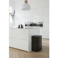 Brabantia Bo Pedal Bin 60 л (черный матовый) Image #14