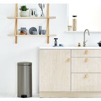 Brabantia Pedal Bin NewIcon 30 л (платиновый) Image #4