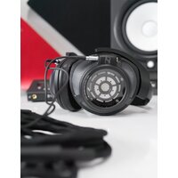 Sennheiser HD 820 Image #11