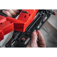 Гвоздезабиватель Milwaukee M18 FN16GA-0X Fuel 4933478094 (без АКБ, кейс) - Превью изображения №4 — Интернет-магазин Your Sale