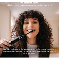 Электрическая зубная щетка TrueLife SonicBrush Clean70 UV (черный) - Превью изображения №3 — Интернет-магазин Your Sale