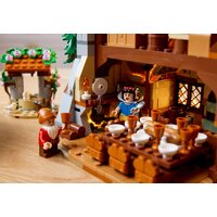 LEGO Disney 43242 Домик Белоснежки и семи гномов Image #13
