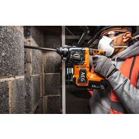 Перфоратор AEG Powertools BBH18BL2-502C 4935492343 (с 2-мя АКБ, кейс) - Превью изображения №4 — Интернет-магазин Your Sale