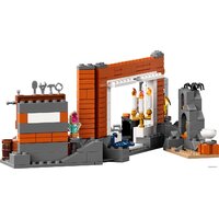 LEGO Marvel Super Heroes 76185 Человек-Паук в мастерской Санктума Image #8