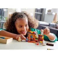 LEGO Minecraft 21167 Торговый пост Image #10