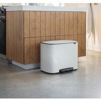 Brabantia Bo Pedal Bin 3 x 11л (белый) Image #7