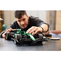 Конструктор LEGO Technic 42240 Aston Martin Aramco AMR25 F1 - Превью изображения №14 — Интернет-магазин Your Sale