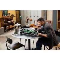 Конструктор LEGO Technic 42240 Aston Martin Aramco AMR25 F1 - Превью изображения №17 — Интернет-магазин Your Sale
