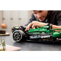 Конструктор LEGO Technic 42240 Aston Martin Aramco AMR25 F1 - Превью изображения №13 — Интернет-магазин Your Sale