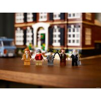 LEGO Ideas 21330 Один дома Image #43