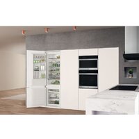 Холодильник Whirlpool WHC20 T121 - Превью изображения №5 — Интернет-магазин Your Sale