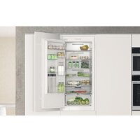Холодильник Whirlpool WHC20 T121 - Превью изображения №7 — Интернет-магазин Your Sale