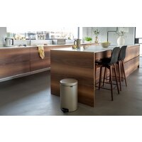 Brabantia Pedal Bin NewIcon 20 л (шампань) Image #3