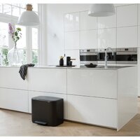 Brabantia Bo Pedal Bin 11л + 23л (черный матовый) Image #9