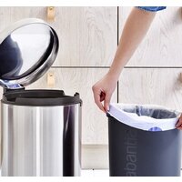 Brabantia Pedal Bin NewIcon 20 л (стальной матовый) Image #5