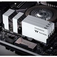 Thermaltake ToughRam 2x8GB DDR4 PC4-35200 R020D408GX2-4400C19A Image #3