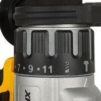 Ударная дрель-шуруповерт DeWalt DCD996X1 (с 1-им АКБ, кейс) - Превью изображения №6 — Интернет-магазин Your Sale