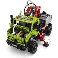 Конструктор LEGO 42242 Грузовик Mercedes-Benz Unimog U 5023 с краном - Превью изображения №8 — Интернет-магазин Your Sale